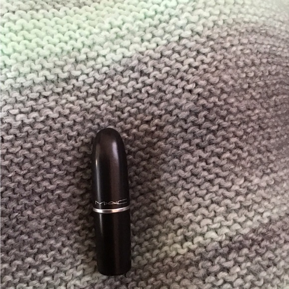 MAC Matte Lipstick Tropic Tonic - Picture 2 of 4